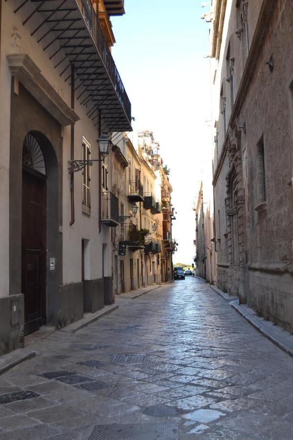 B&B Greco Abatellis Palermo Buitenkant foto